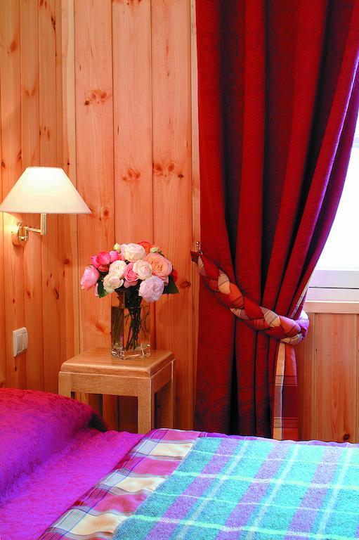 Hotel Le Viscos Saint-Savin  Camera foto